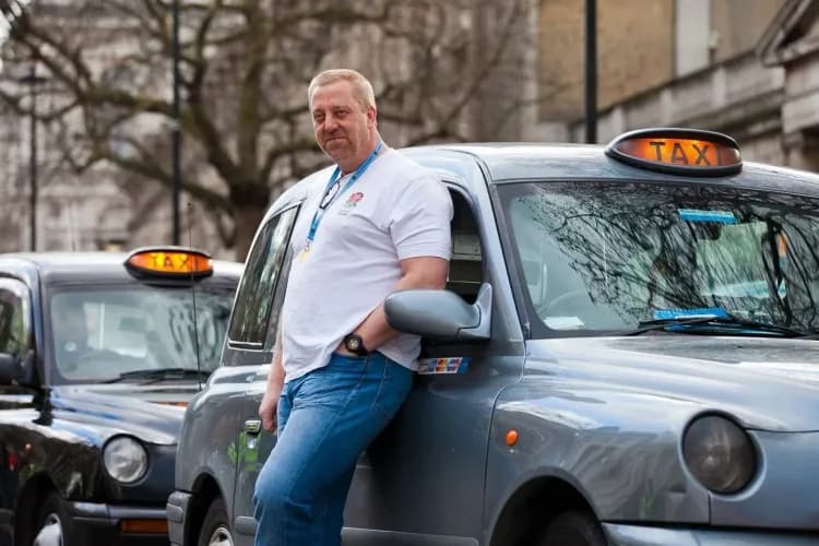 How to become a PCO driver in 8 steps in 2026